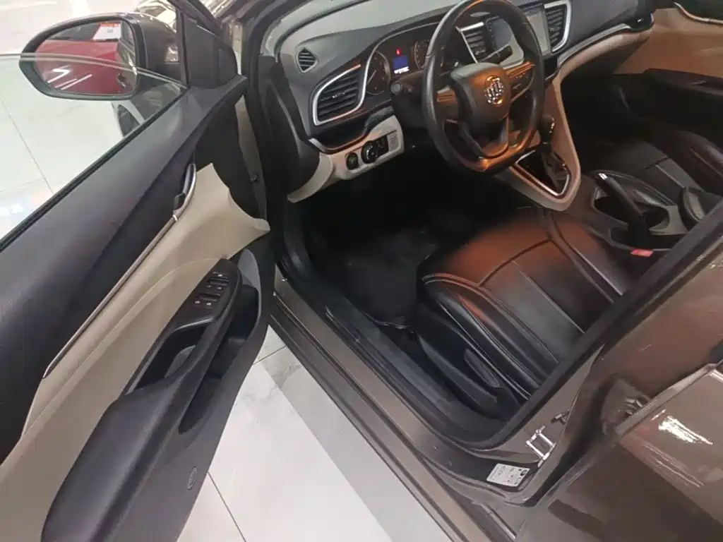 Фото 16 - Buick Excelle
