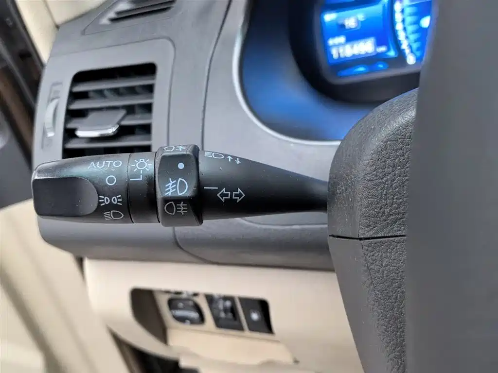 BYD S6 2013 Joy Edition 2.0L Manual Premium 5-seater фото 21