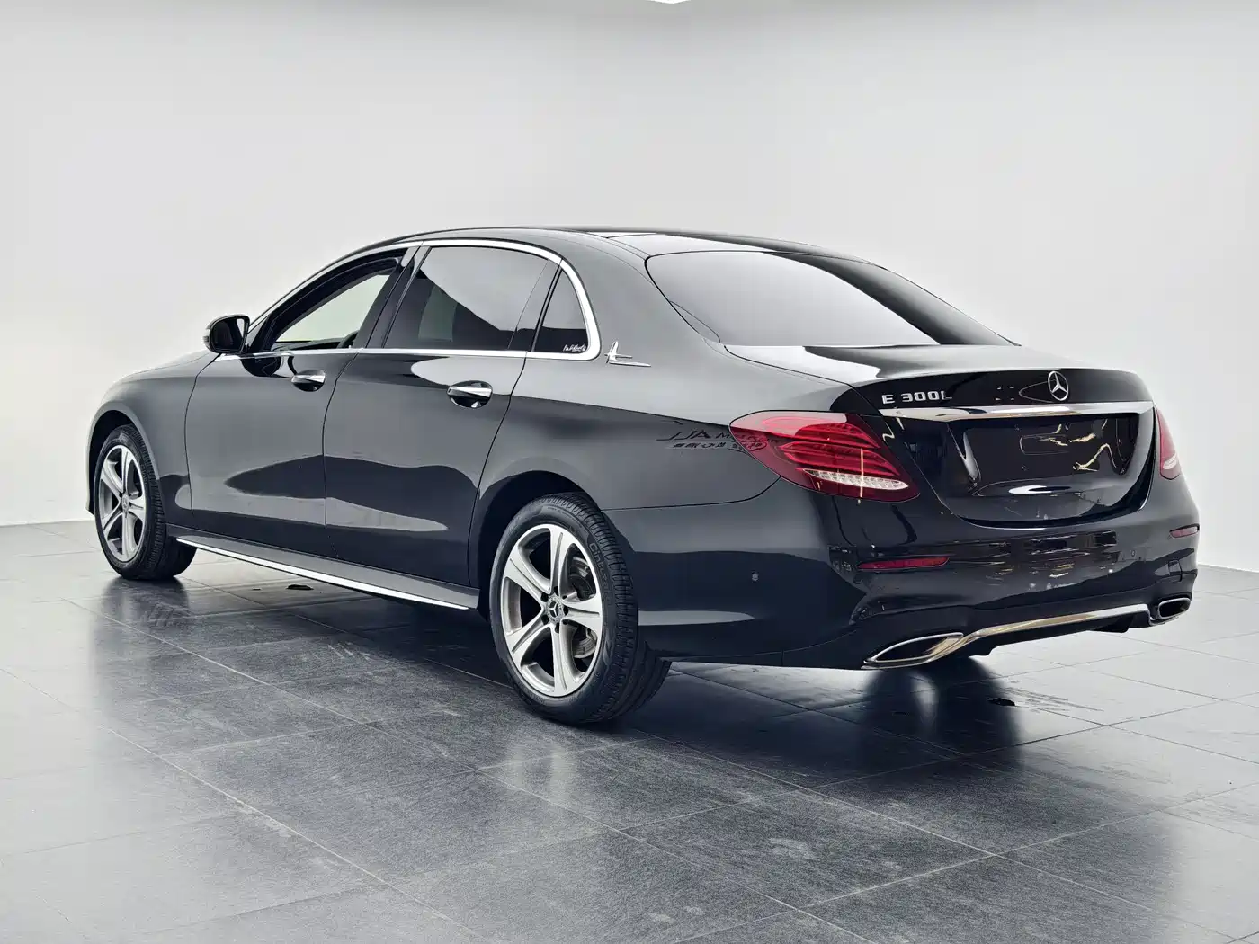Mercedes-Benz E-Class 2019 Facelift E 300 L Sport Fashion фото 16
