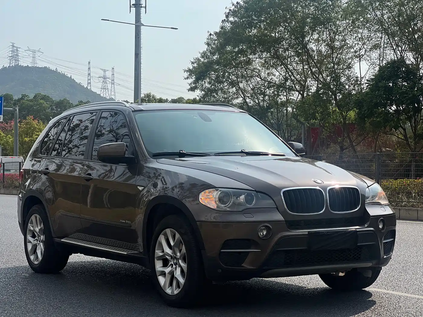 BMW X5 (Import) 2011 xDrive35i Leading Edition фото 2