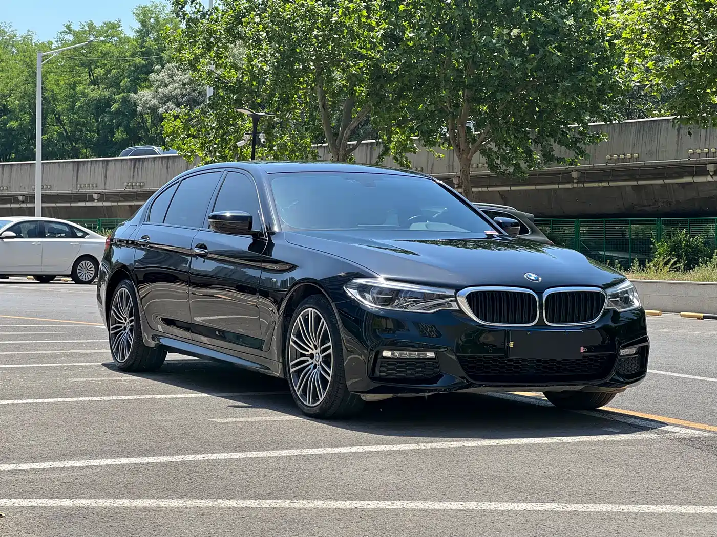 BMW 5 Series 2018 Facelift 530Li Leading M Sport Package фото 3