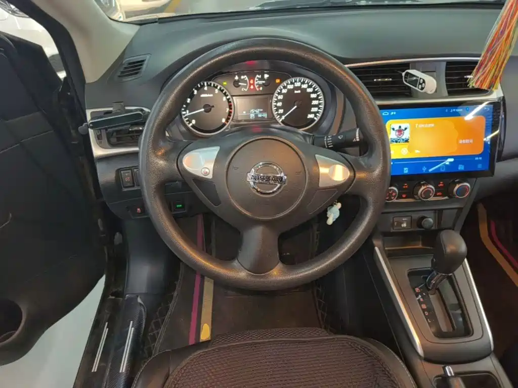 Nissan SYLPHY, миниатюра 11