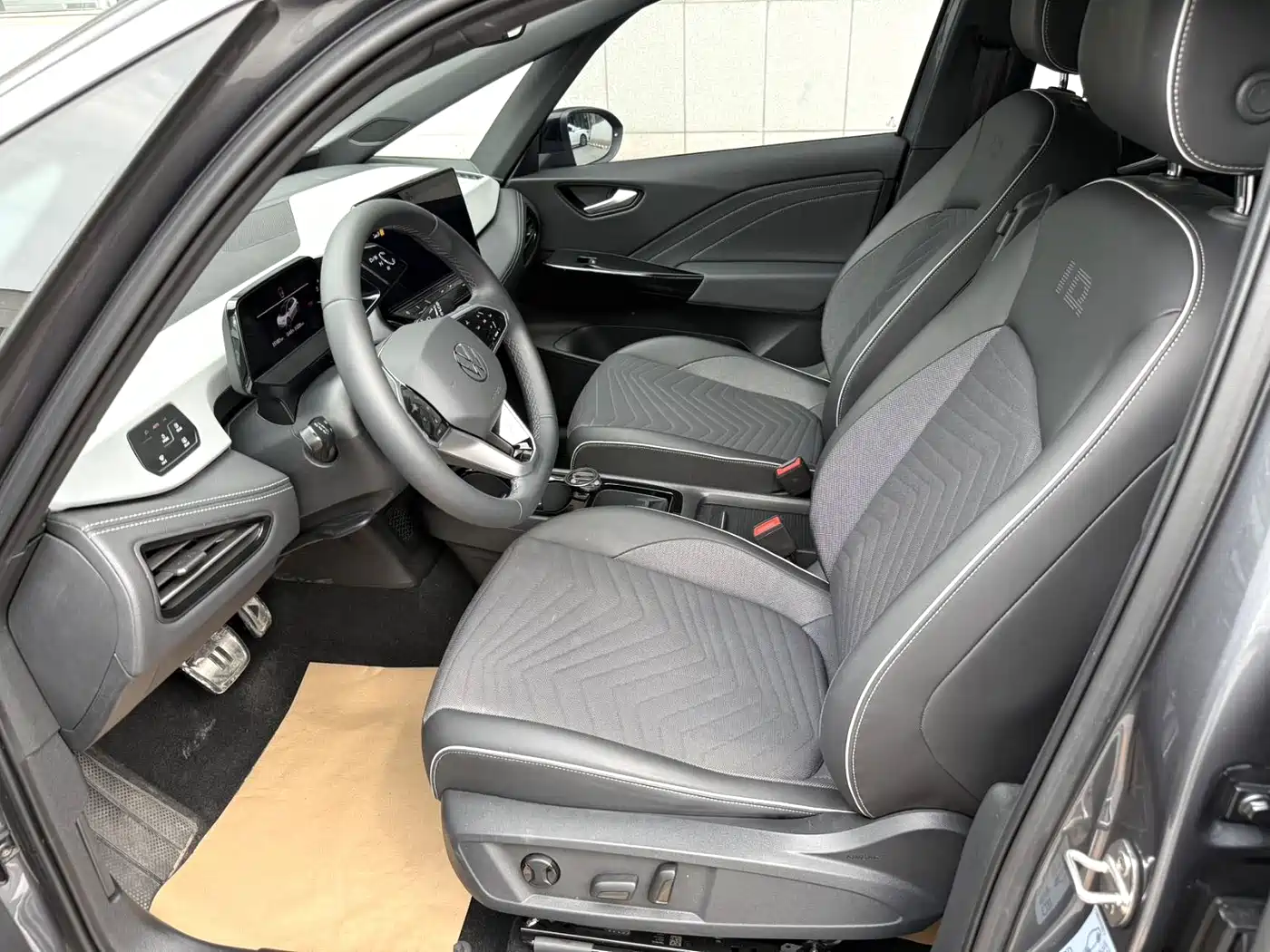 Volkswagen ID.3 2024 Outstanding Edition фото 6