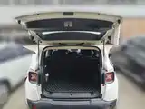 Photo 5 - Jeep Renegade