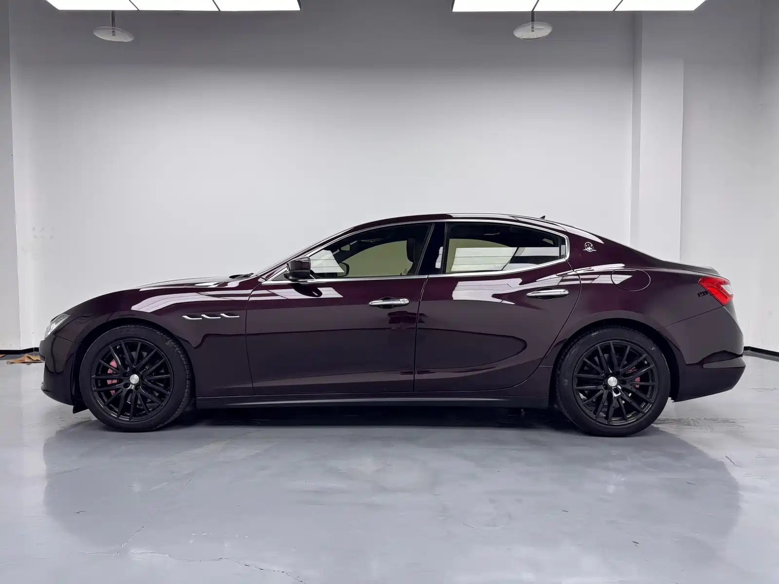 صورة 18 - Maserati Ghibli