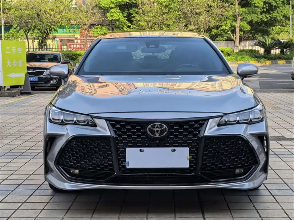 Toyota Avalon 2019 2.5L Touring Premium Edition China VI фото 6