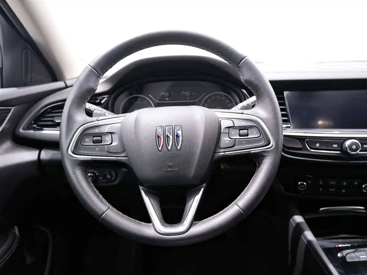 Buick Regal 2024 25T Ultra Comfort Edition фото 22