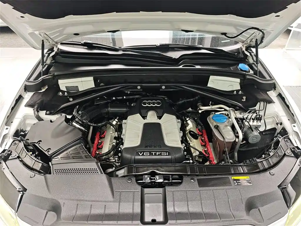 Audi Q5 (Import) 2013 45 TFSI quattro Sport фото 8