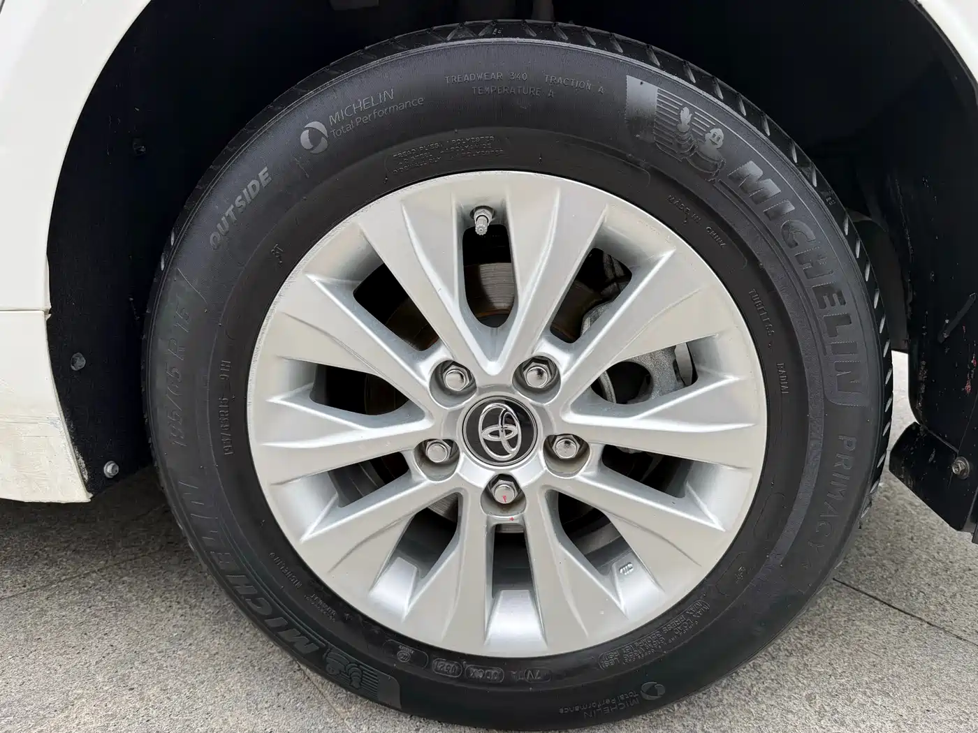 Toyota Corolla 2021 1.2T S-CVT Pioneer Edition фото 16