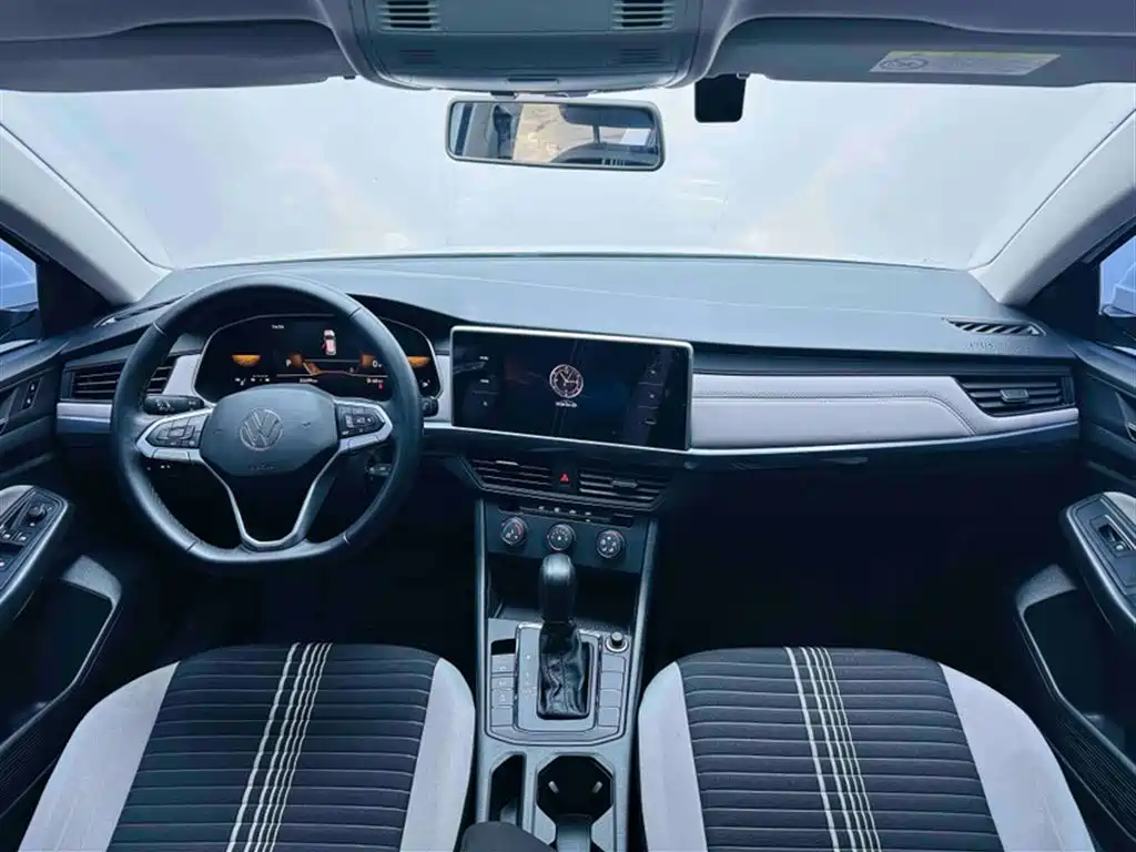 Volkswagen Bora 2023 1.5L Auto Free Ride Limited Edition фото 13