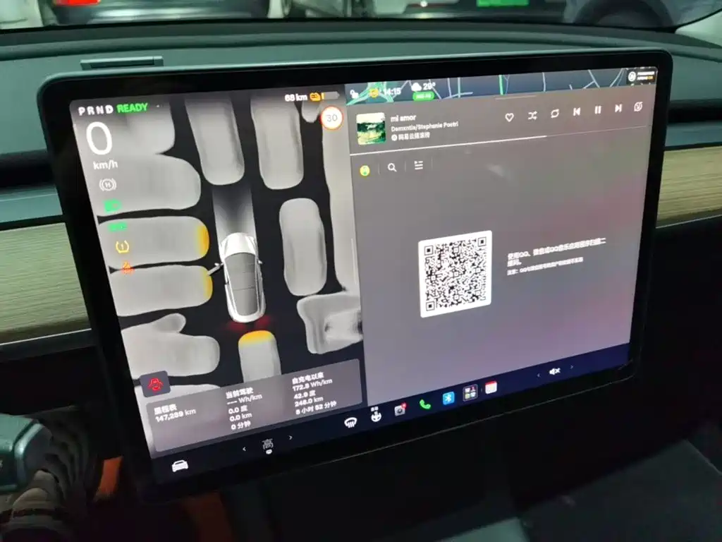 Фото 12 - Tesla Model 3