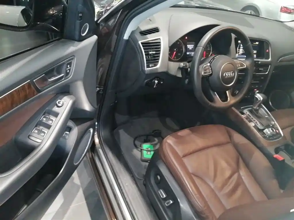 Audi Q5 2017 40 TFSI Comfort фото 16