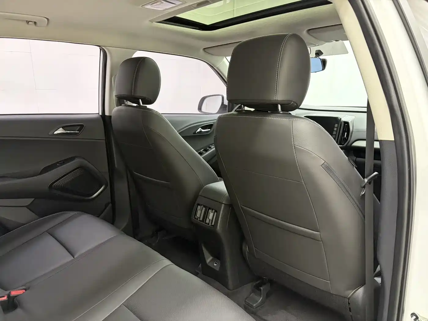 Hyundai Beijing Hyundai ix35 2021 240TGDi DCT 2WD GLS Leading Edition фото 15