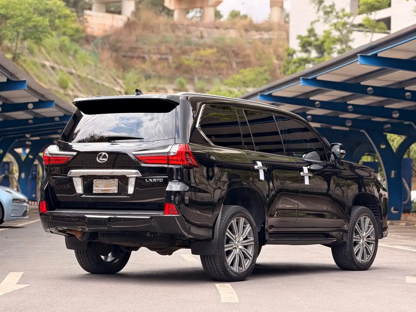 Lexus LX 2017 570 Prestige Luxury фото 6