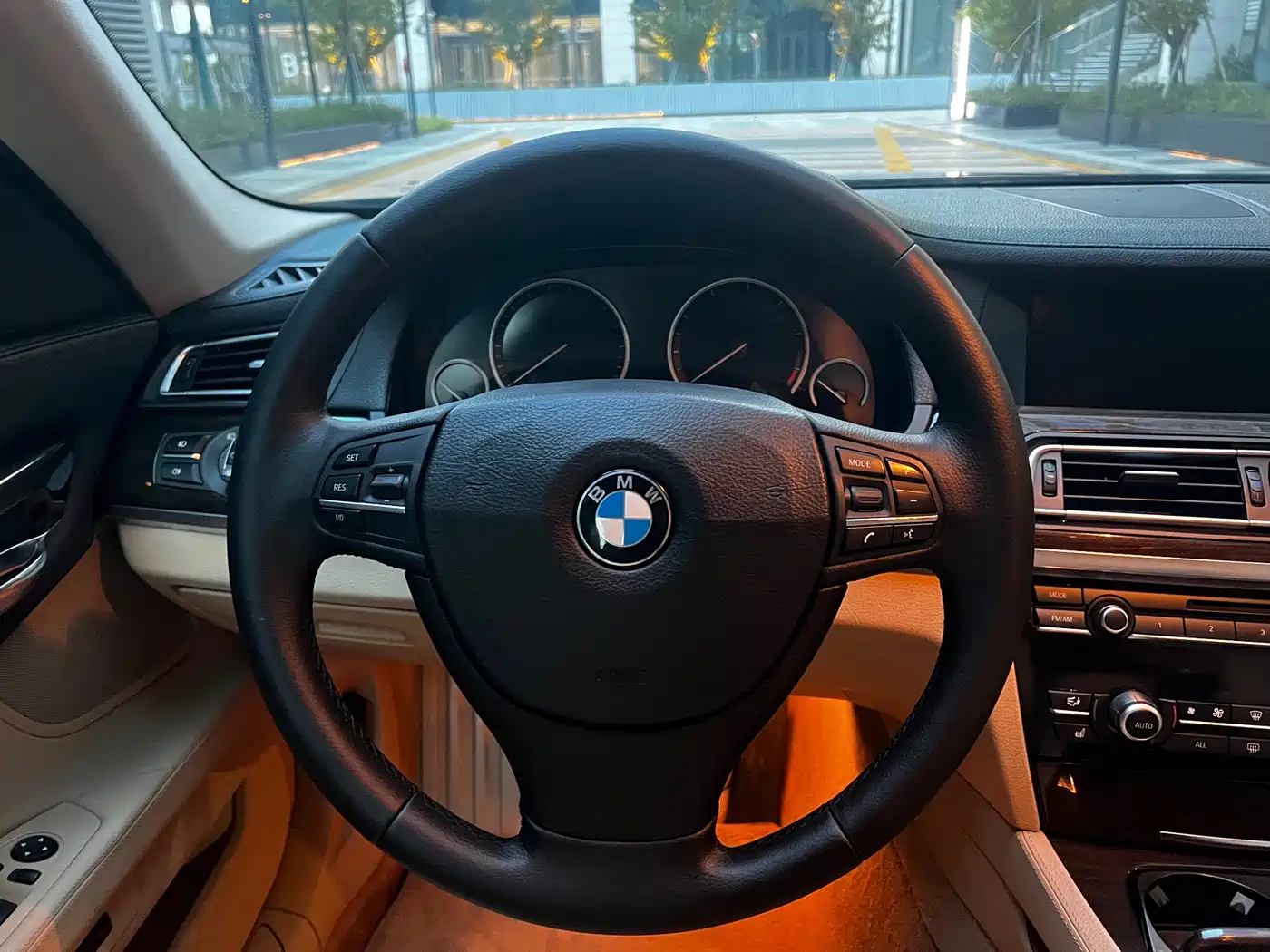 BMW 7 Series 2012 2011 730Li Elegance