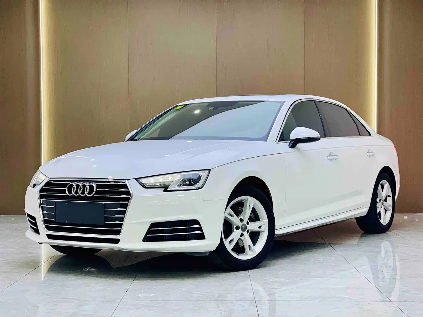 Audi A4L 2018 30th Anniversary 30 TFSI Progressive
