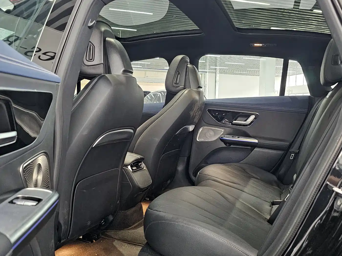 Mercedes-Benz EQE 2022 350 Pioneer Edition фото 11