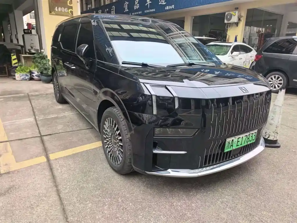 ZEEKR EXTREME KRYPTON 009