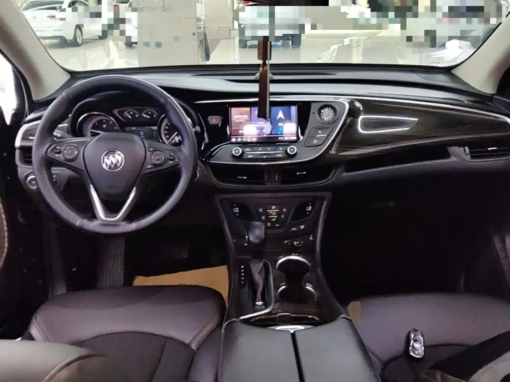 Фото 10 - Buick Envision Plus