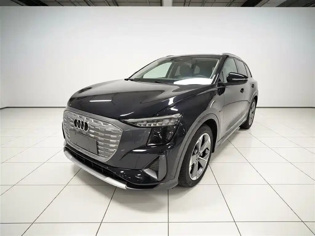 Audi Q5 e-tron 2022 40 e-tron Starlight Edition Brocade Package