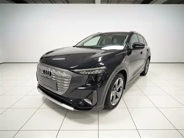  Audi Audi Q5 e-tron 2022 40 e-tron Starlight Edition Brocade Package