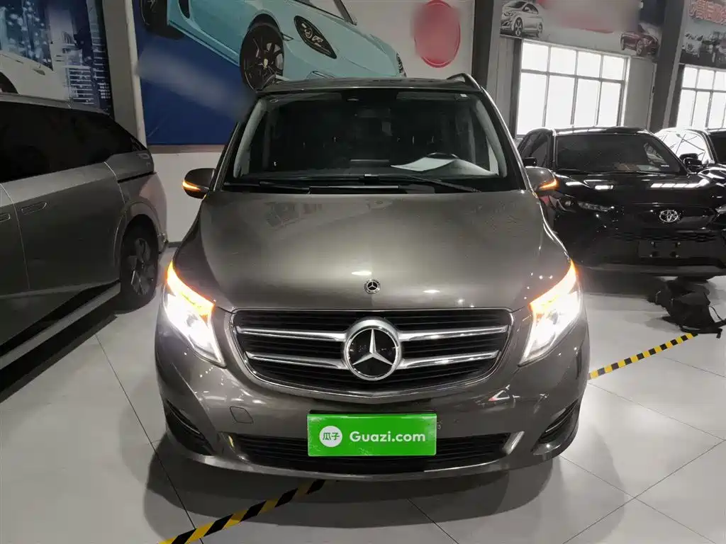 Mercedes-Benz V-Class 2017 Model V 260 Pilot Edition фото 3