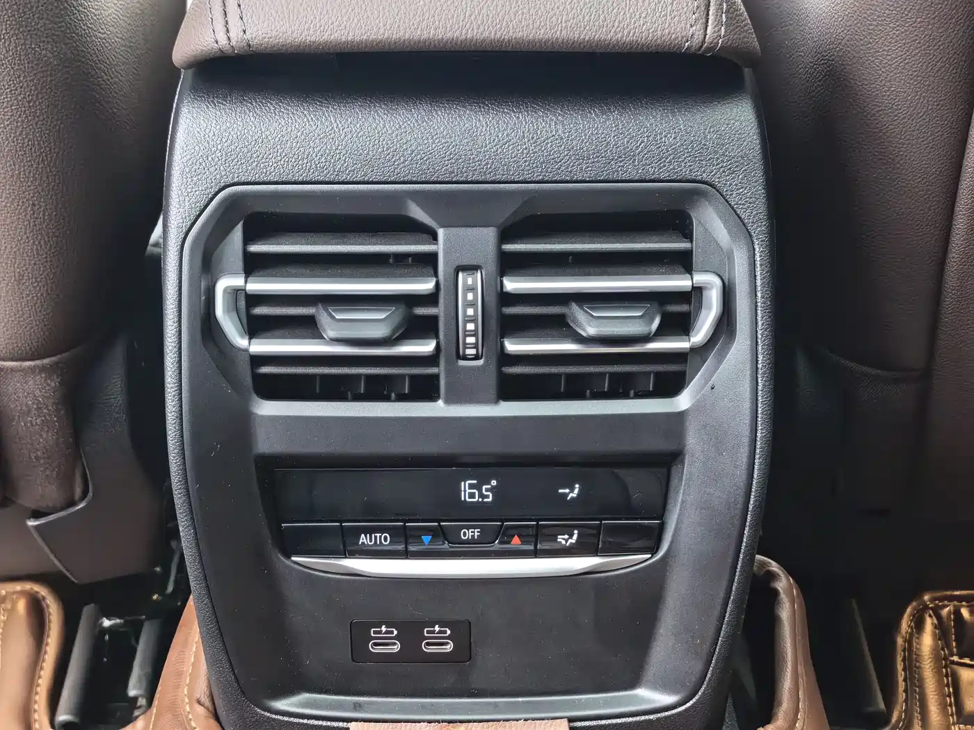 BMW 3 Series 2024 325Li M Sport Shadowline Package фото 20
