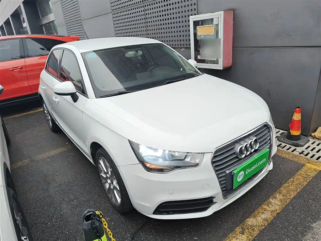 Audi A1 2014 30 TFSI Sportback Fashion фото 22