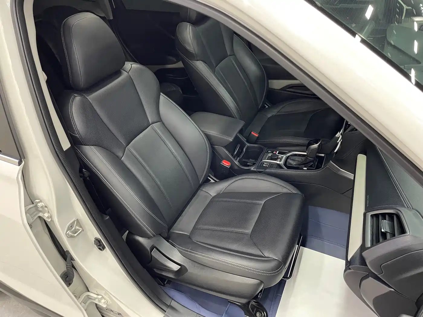 Subaru Forester 2023 2022 2.0i AWD Luxury Edition with EyeSight