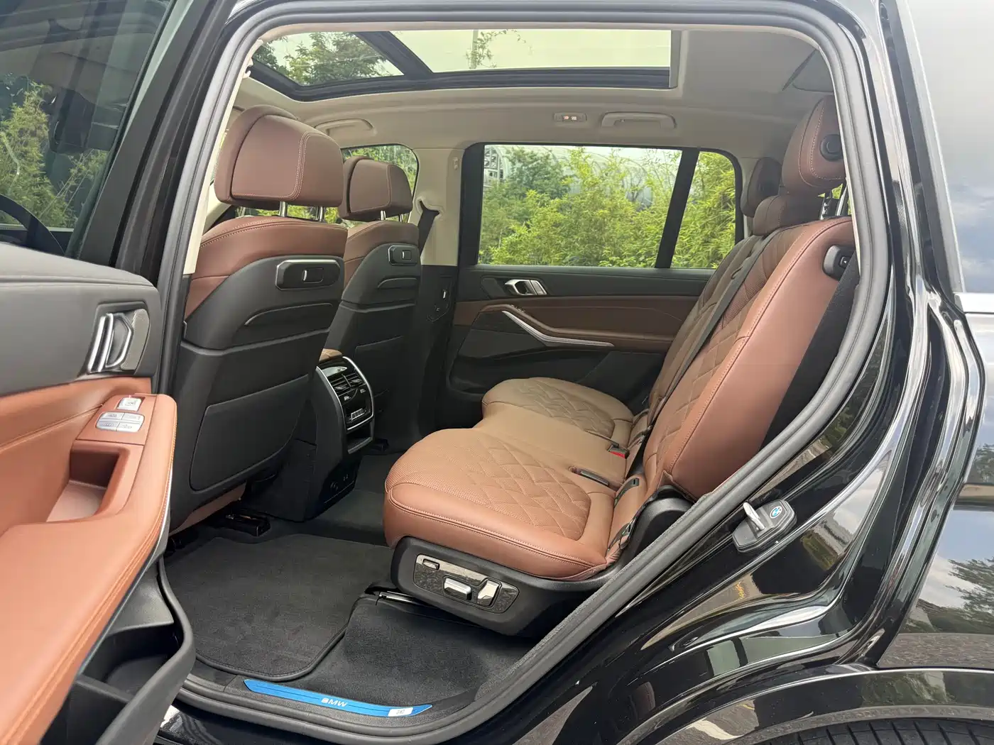 BMW X7 2024 xDrive40i Leading Luxury Package фото 11