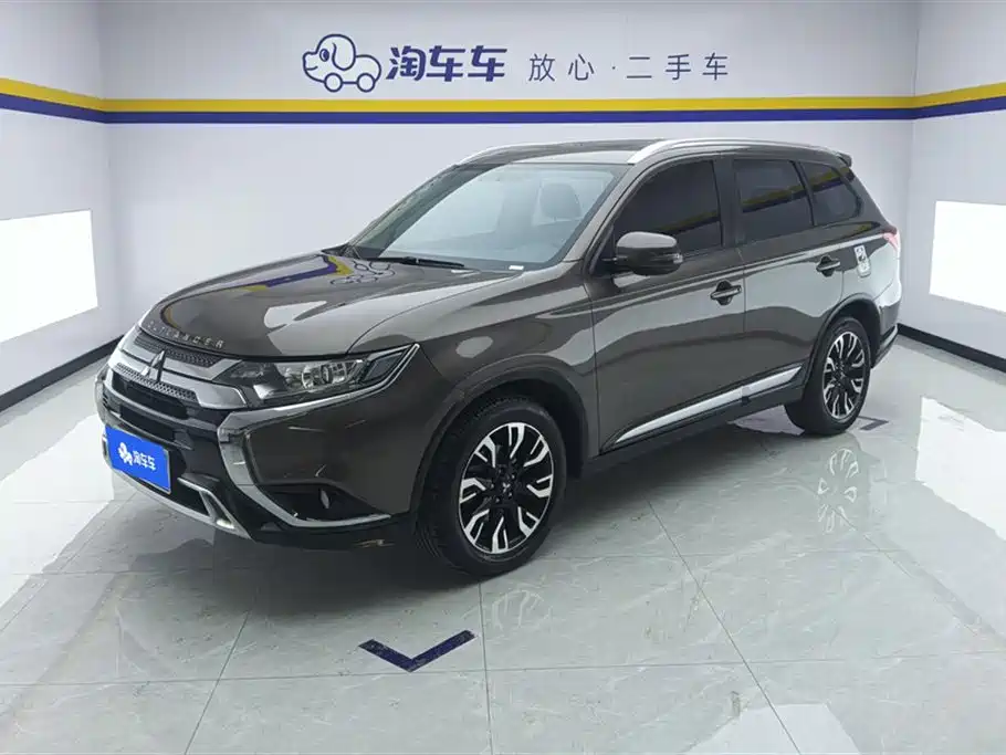 Mitsubishi Outlander 2019 2.0L 2WD Enjoy Edition 5-seater China V