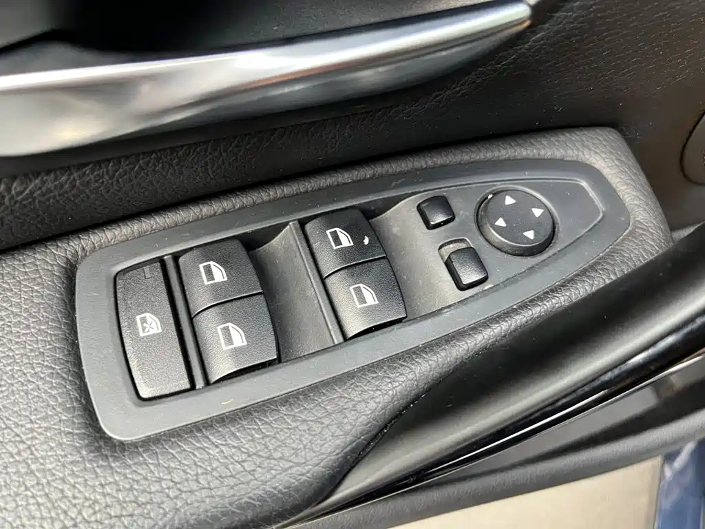 Photo 7 - BMW 4 Series