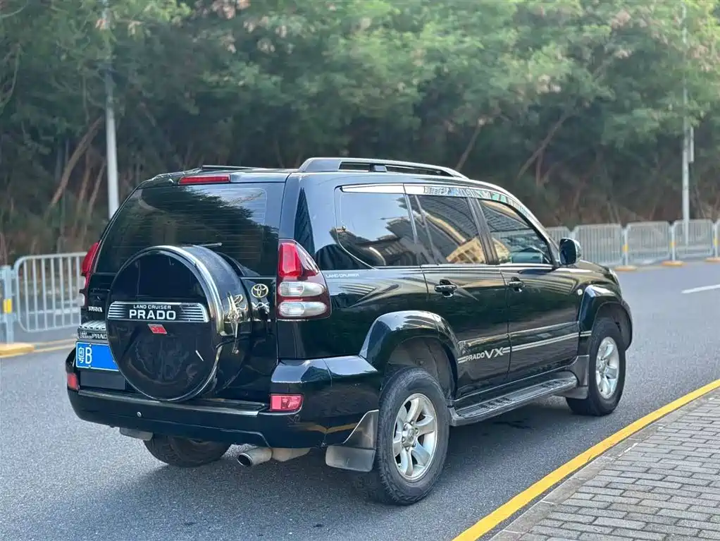Toyota Prado 2006 4.0L Auto VX фото 9