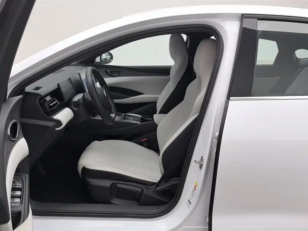 BYD Seal 06 New Energy 2024 DM-i 80KM Luxury фото 10