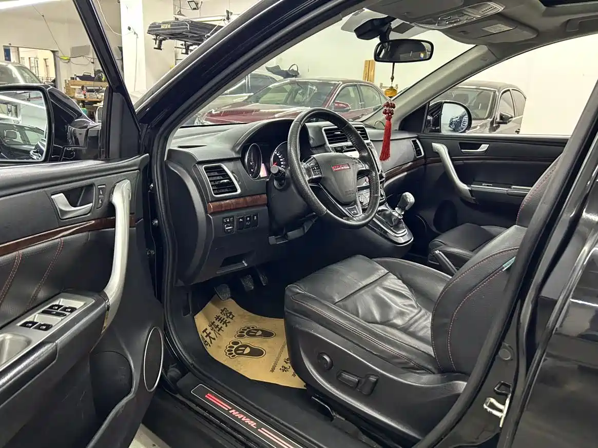 Photo 4 - Haval H6