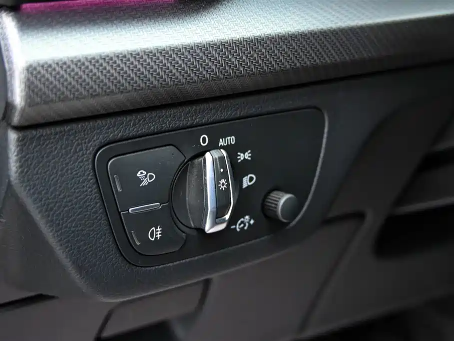 Audi Q5L 2023 40T Luxury Dynamic фото 23