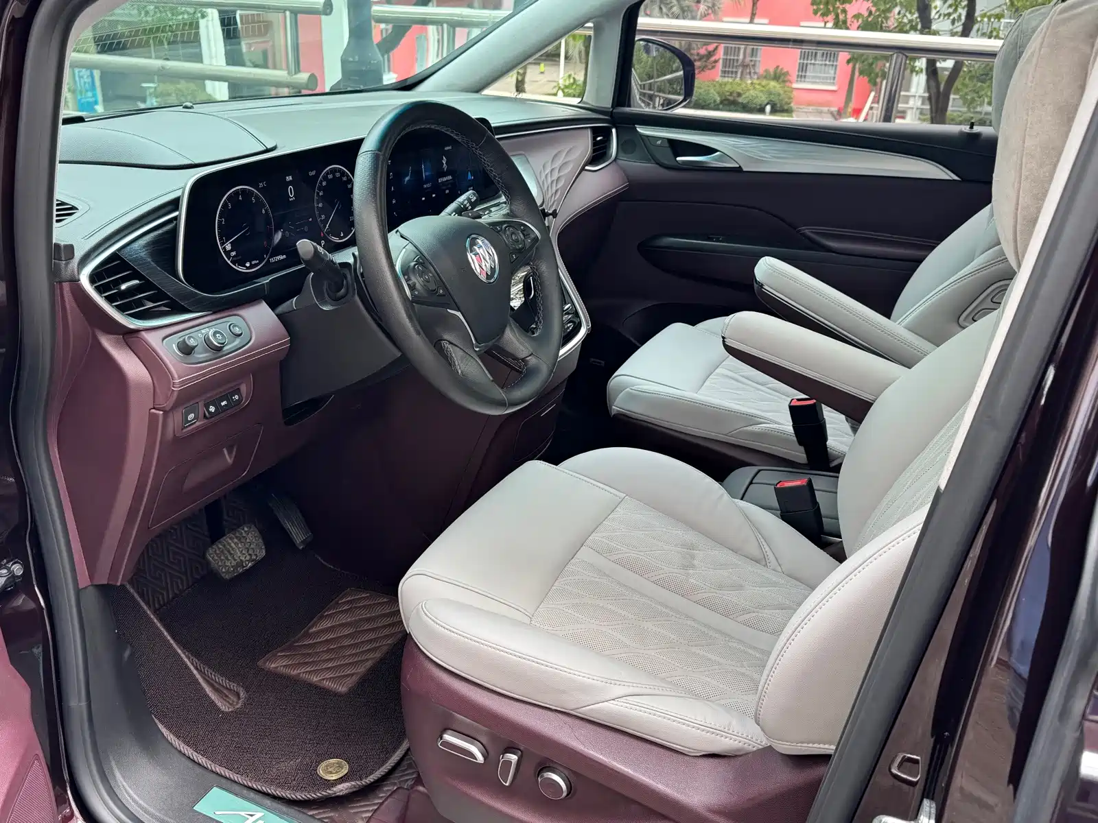 Фото 7 - Buick GL8