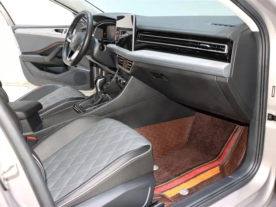 Volkswagen Sagitar 2023 300TSI DSG Surpassing Edition фото 7