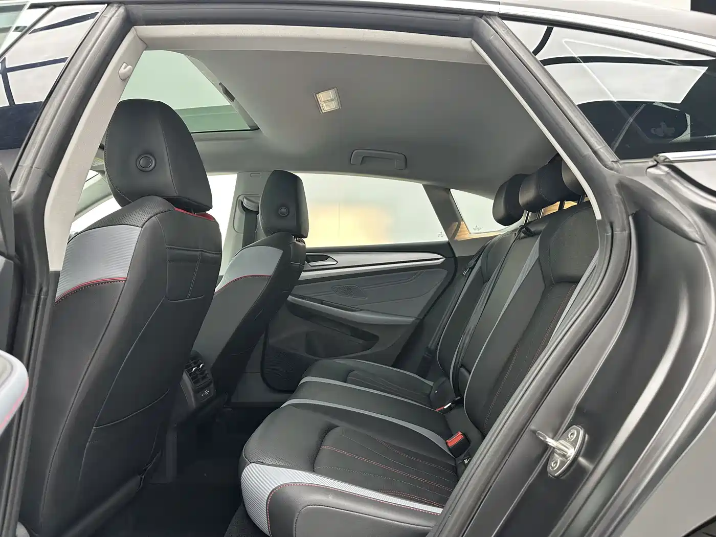 Volkswagen Lamando, миниатюра 6