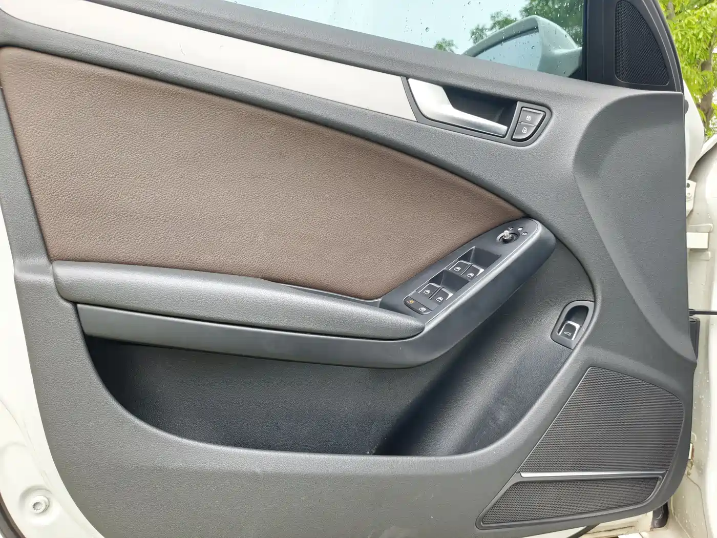 Audi A4L 2013 35 TFSI Automatic Standard фото 12