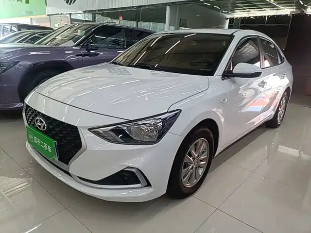  Hyundai Elantra 2018 1.6L Automatic Pleasing Edition GL China VI