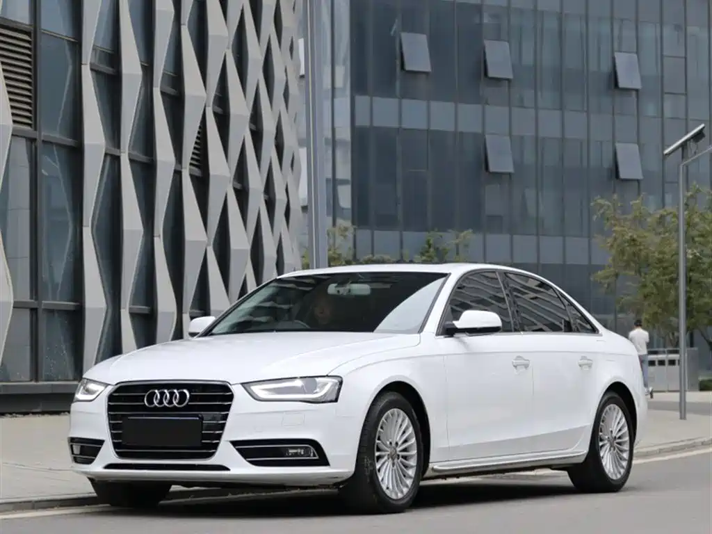 Audi A4L 2016 35 TFSI Automatic Comfort фото 6