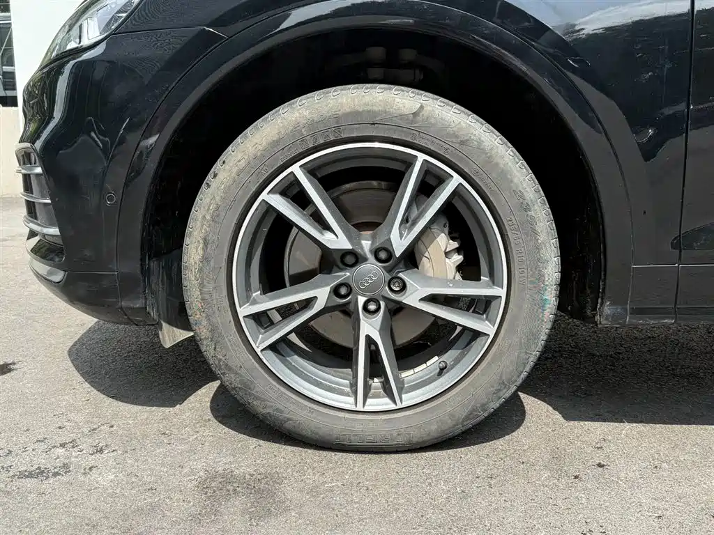 Audi Q5L 2020 45 TFSI Exclusive Fashion фото 22