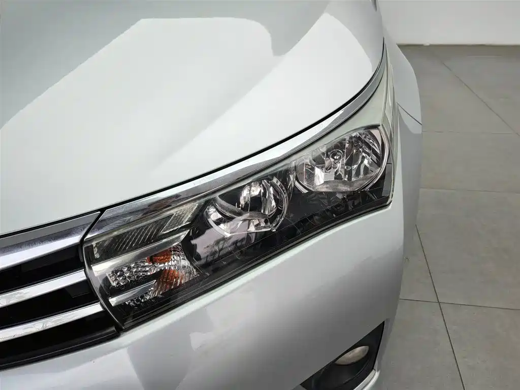 Toyota Corolla 2014 1.6L Manual GL фото 7