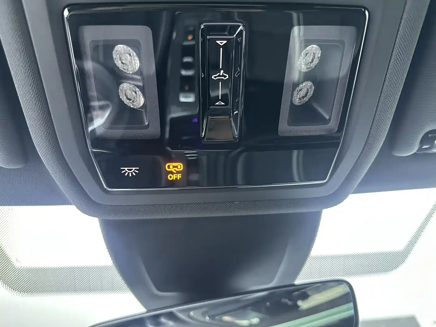 Volkswagen Golf 2021 280TSI DSG R-Line фото 19