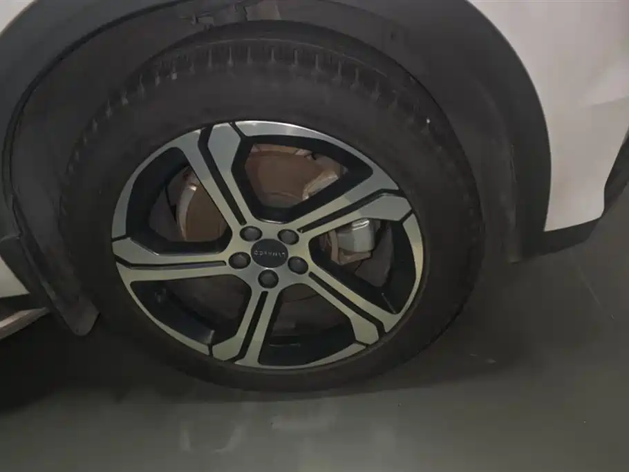 Lynk & Co 05 2020 2.0TD 2WD Shine Plus фото 6