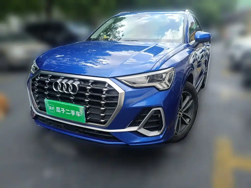 Фото 1 - Audi Q3