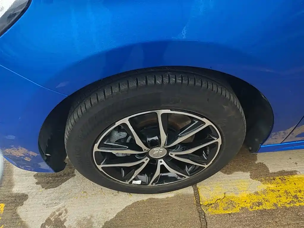 BYD Song MAX 2017 1.5T Auto Smart Connect Premium 7-seater фото 23