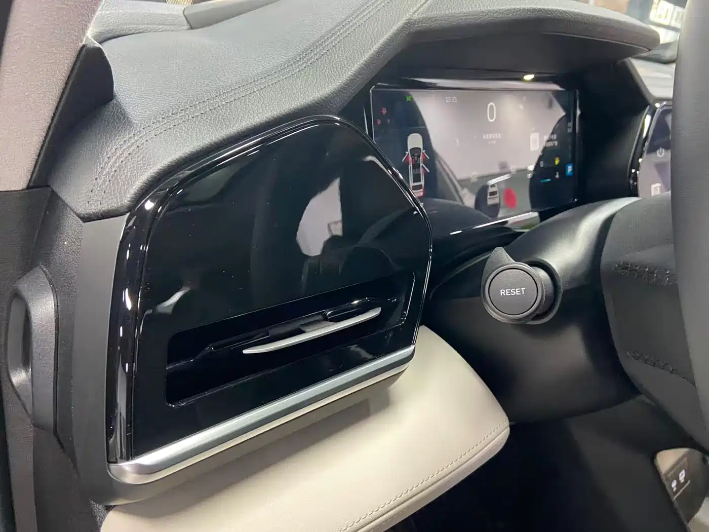 GEELY AUTOMOBILE XINGYUE L