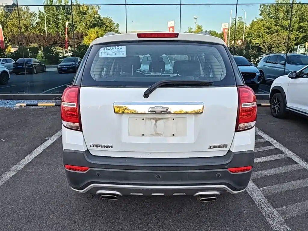 Chevrolet Captiva 2016 2015 2.4L 2WD Urban Edition 7-seater